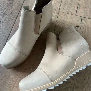 Sorel Womens Evie Tan Leather Waterproof Pull On Wedge Ankle Booties 12